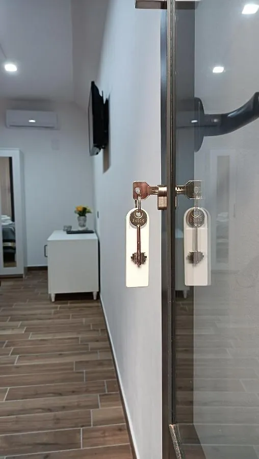 טאורמינה La Jacaranda Rooms 0*,  איטליה