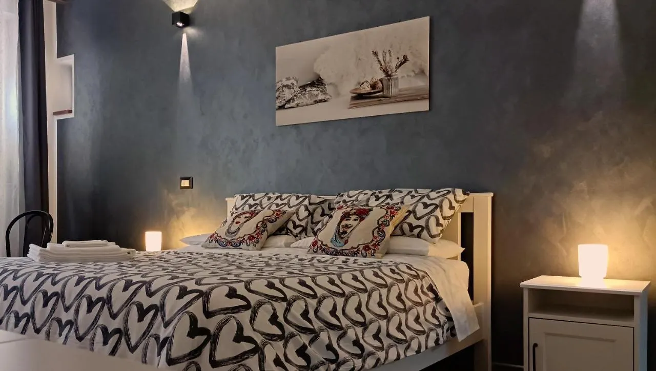 La Jacaranda Rooms Taormina